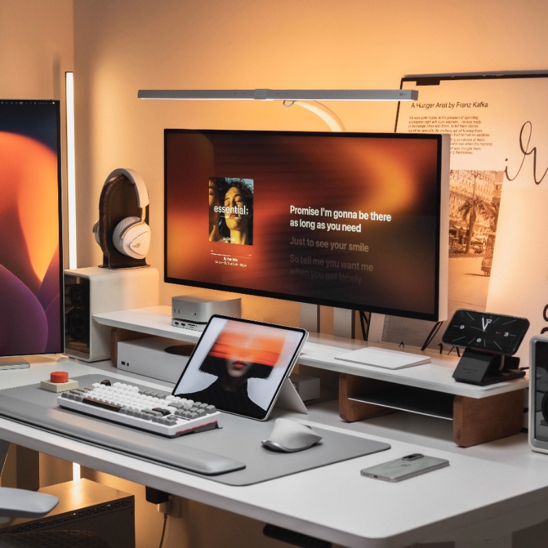 حامل شاشة حديث مريح لرف المكتب - مراجعة Desk Setup For Laptop And Monitor وسعره