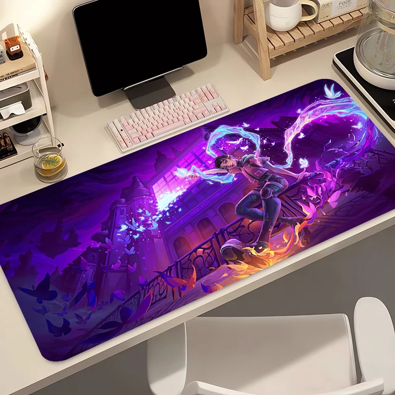 لوحة ماوس للألعاب بتصميم أنمي  - مراجعة Desk Setup Mat وسعره