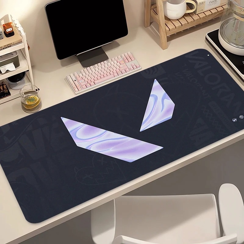 لوحة ماوس للألعاب بتصميم أنمي  - مراجعة Desk Setup Mat وسعره